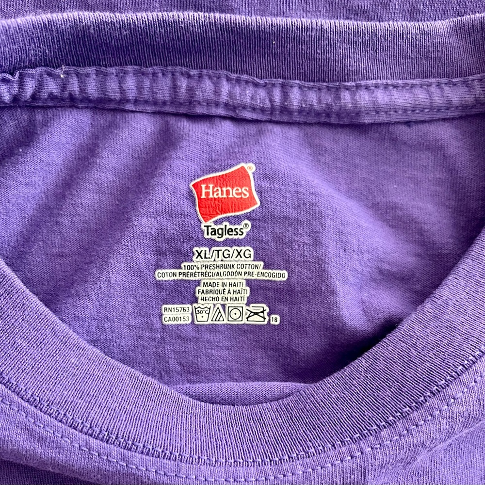 Hanes Tagless Tshirt size XL ladies purple cotton elephants in trees graphic - Picture 4 of 6